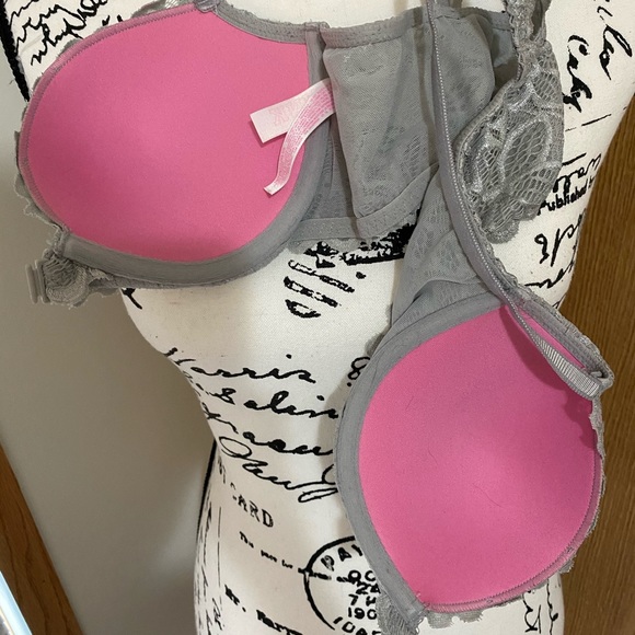 Bra - Picture 6 of 7